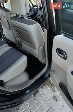 Минивэн Renault Megane Scenic 2006 в 