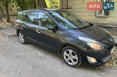 Минивэн Renault Megane Scenic 2010 в Днепре