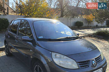 Мінівен Renault Megane Scenic 2004 в Ужгороді