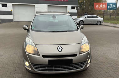 Минивэн Renault Megane Scenic 2011 в Черкассах