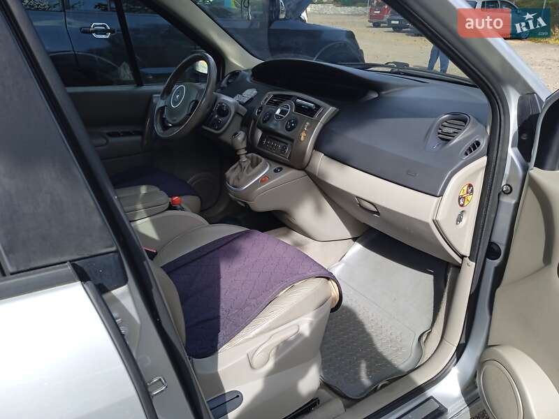 Минивэн Renault Megane Scenic 2006 в Камне-Каширском фото 16 Минивэн Renault Megane Scenic 2006 в Камне-Каширском