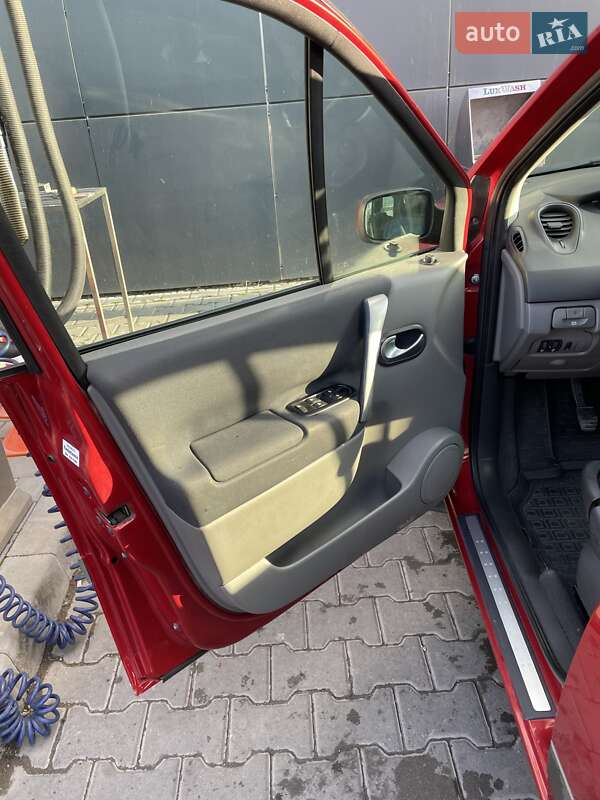 Минивэн Renault Megane Scenic 2007 в Теребовле