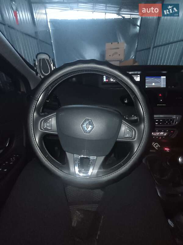 Мінівен Renault Megane Scenic 2013 в Лохвиці