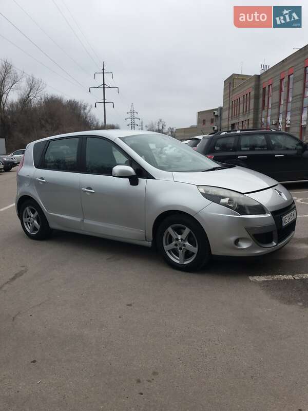 Минивэн Renault Megane Scenic 2011 в Днепре фото 3 Минивэн Renault Megane Scenic 2011 в Днепре