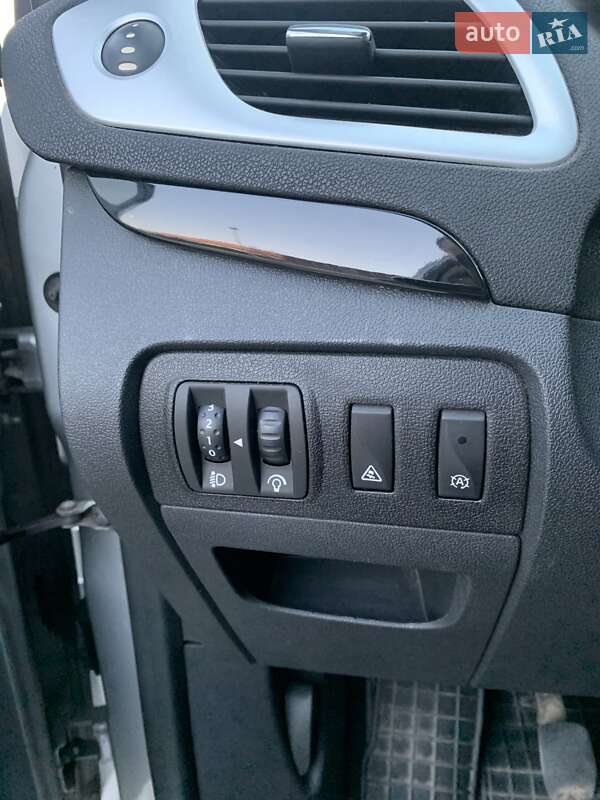 Мінівен Renault Megane Scenic 2013 в Луцьку