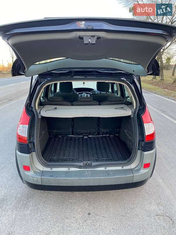 Минивэн Renault Megane Scenic 2006 в Виннице