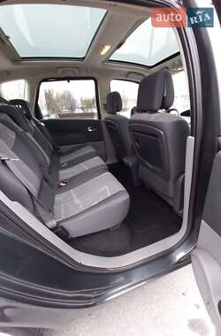Минивэн Renault Megane Scenic 2005 в 