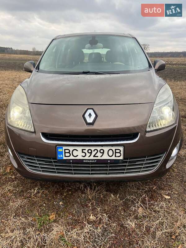 Мінівен Renault Megane Scenic 2010 в Буську