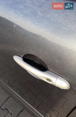 Минивэн Renault Megane Scenic 2010 в 