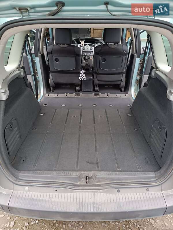 Минивэн Renault Megane Scenic 2006 в Фастове