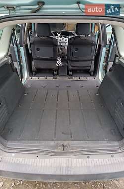 Мінівен Renault Megane Scenic 2006 в 