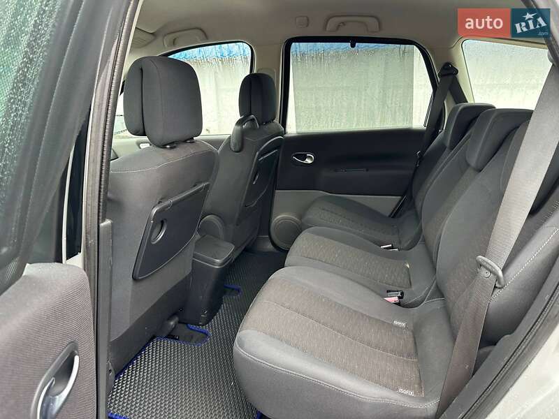 Мінівен Renault Megane Scenic 2007 в Радивиліві