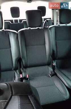 Минивэн Renault Megane Scenic 2013 в 