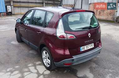 Минивэн Renault Megane Scenic 2012 в 