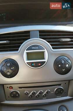 Минивэн Renault Megane Scenic 2008 в 