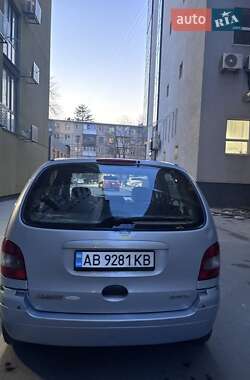 Минивэн Renault Megane Scenic 2000 в 