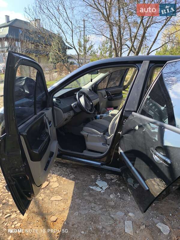 Минивэн Renault Megane Scenic 2003 в Сумах