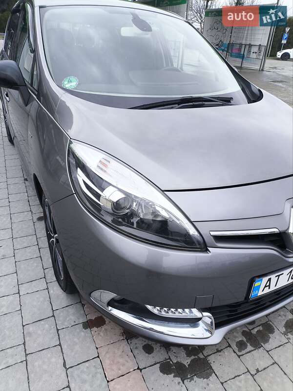 Минивэн Renault Megane Scenic 2012 в Ивано-Франковске