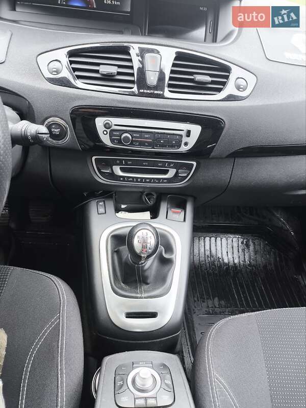 Минивэн Renault Megane Scenic 2012 в Ивано-Франковске