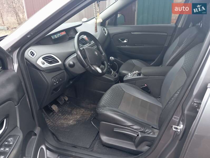 Минивэн Renault Megane Scenic 2010 в Полтаве