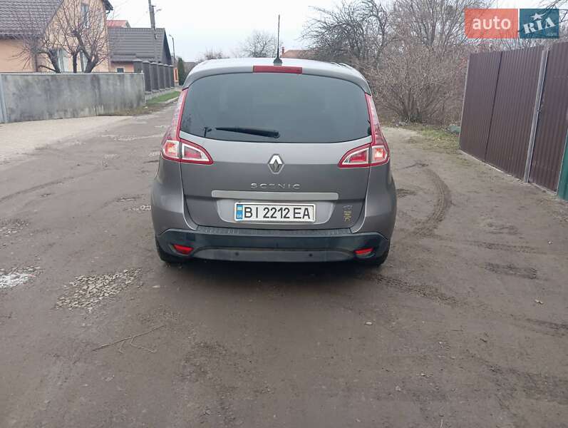Минивэн Renault Megane Scenic 2010 в Полтаве