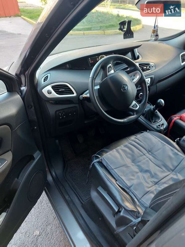 Минивэн Renault Megane Scenic 2012 в Львове