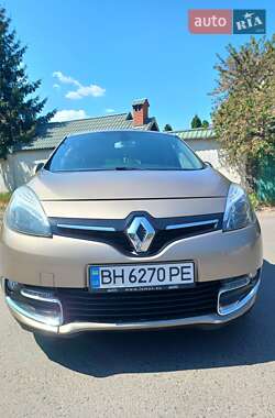 Минивэн Renault Megane Scenic 2014 в 