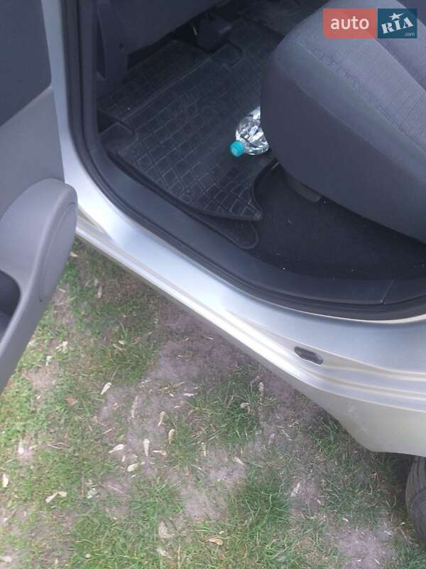 Минивэн Renault Megane Scenic 2008 в Полтаве