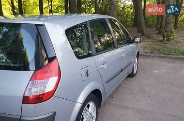 Мінівен Renault Megane Scenic 2004 в 