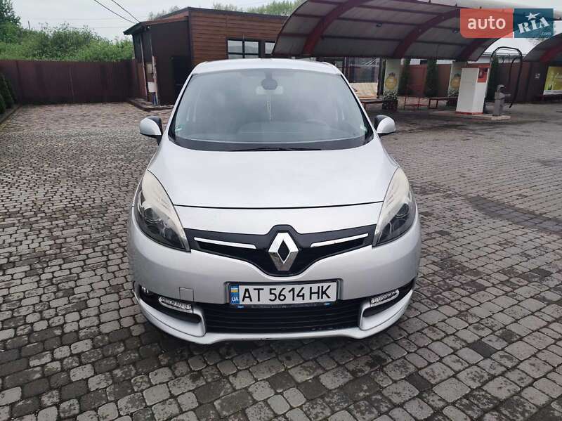 Минивэн Renault Megane Scenic 2014 в Надворной