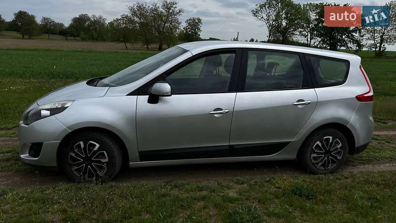 Renault Megane Scenic 2009