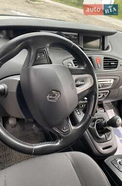 Мінівен Renault Megane Scenic 2011 в 