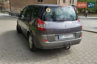 Минивэн Renault Megane Scenic 2004 в 