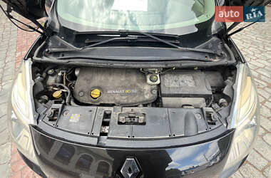Минивэн Renault Megane Scenic 2009 в 