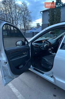 Мінівен Renault Megane Scenic 2014 в 