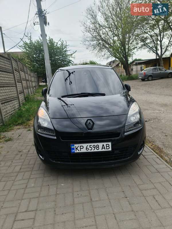 Мінівен Renault Megane Scenic 2011 в Запоріжжі