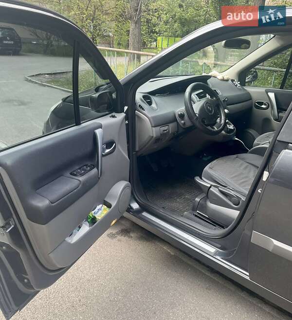 Минивэн Renault Megane Scenic 2007 в Киеве