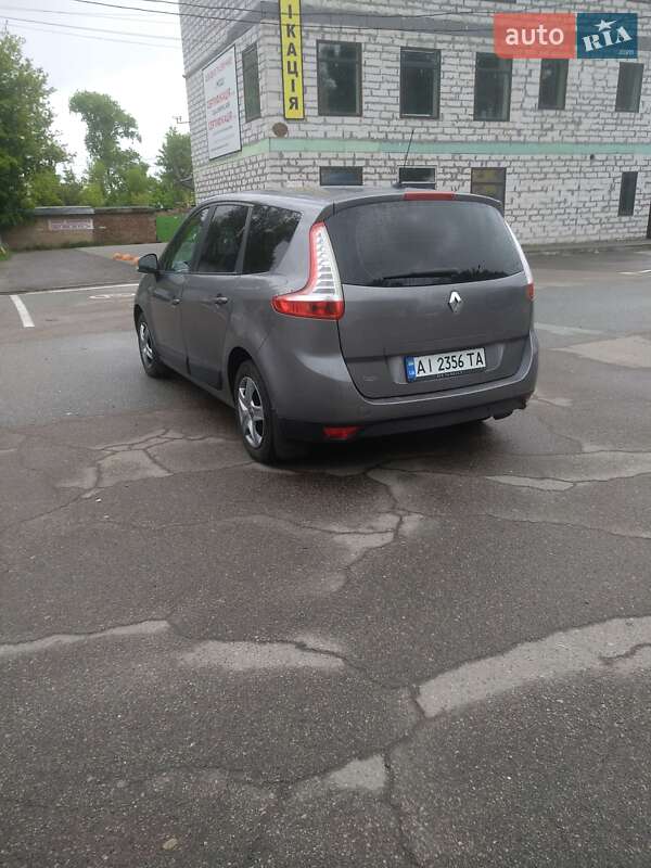 Мінівен Renault Megane Scenic 2013 в Броварах фото 5 Мінівен Renault Megane Scenic 2013 в Броварах