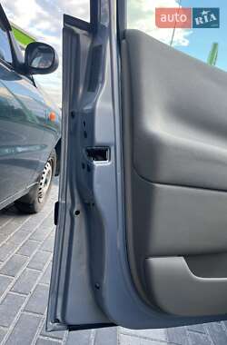 Минивэн Renault Megane Scenic 2005 в 