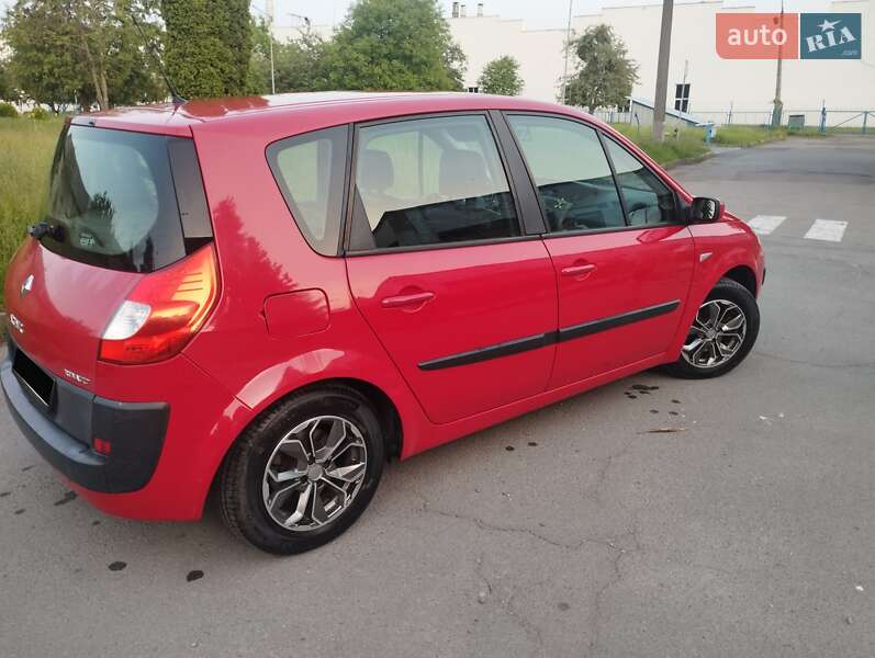 Минивэн Renault Megane Scenic 2006 в Луцке