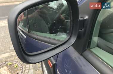 Минивэн Renault Megane Scenic 2001 в 