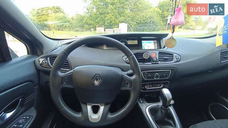 Минивэн Renault Megane Scenic 2011 в Бурштыне
