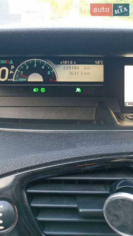 Минивэн Renault Megane Scenic 2011 в Бурштыне