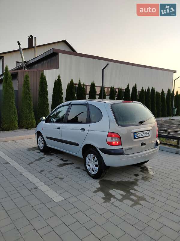 Мінівен Renault Megane Scenic 2000 в Кам'янець-Подільському