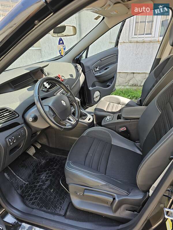 Минивэн Renault Megane Scenic 2015 в Черновцах