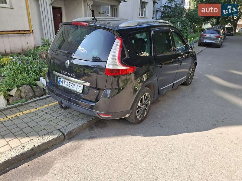 Мінівен Renault Megane Scenic 2016 в Івано-Франківську