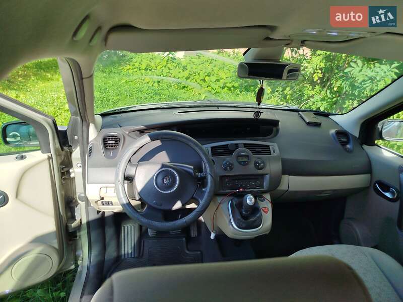 Минивэн Renault Megane Scenic 2007 в Бориславе фото 4 Минивэн Renault Megane Scenic 2007 в Бориславе