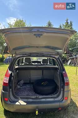 Минивэн Renault Megane Scenic 2003 в  фото 6 Минивэн Renault Megane Scenic 2003 в