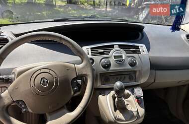 Минивэн Renault Megane Scenic 2003 в  фото 10 Минивэн Renault Megane Scenic 2003 в