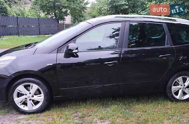 Минивэн Renault Megane Scenic 2015 в 